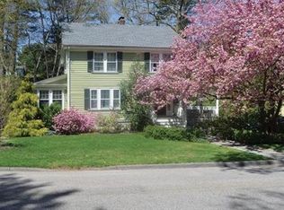 26 Riverdale Rd, Wellesley, MA 02481