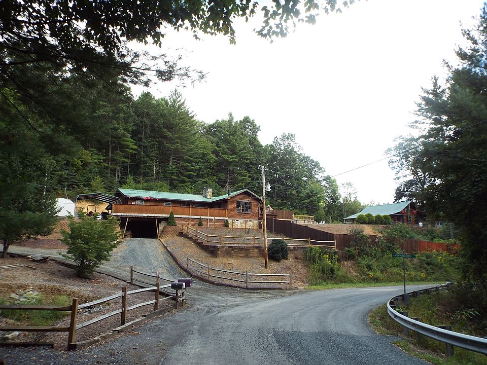 1st image of 102 Hummingbird Ln