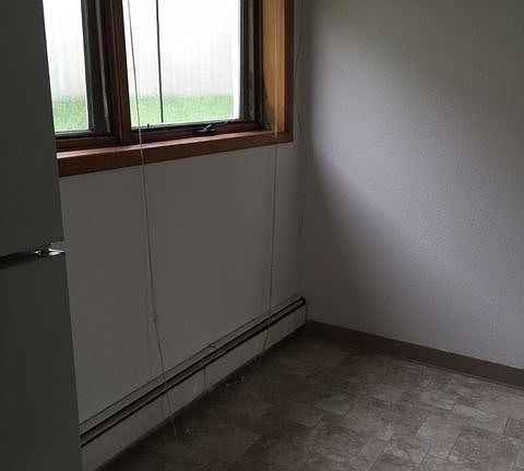 4th image of 604 2nd St APT 3