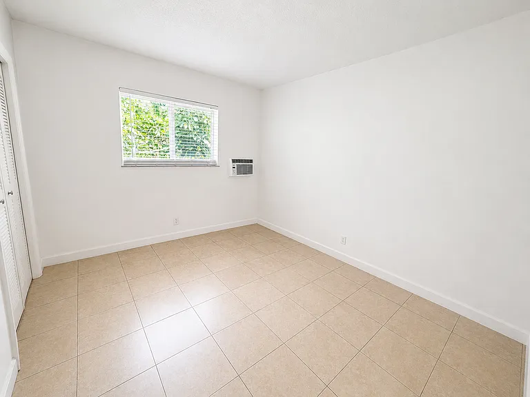 701 SW 14th Ave — Photo 27