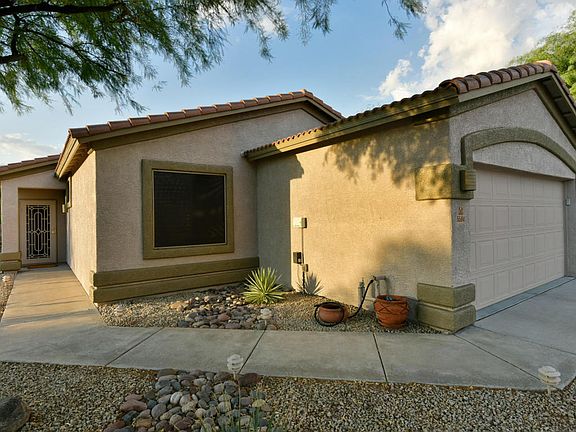 3rd image of 5584 W Dove Loft Dr