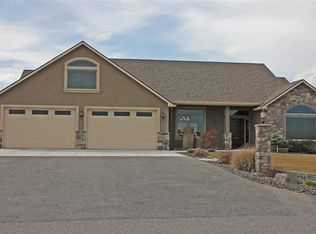 12802 S Cottonwood Creek Blvd, Kennewick, WA 99338