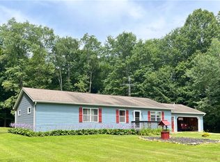 599 Diamond Rd, Grove City, PA 16127