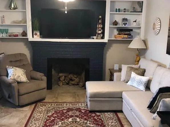 1420 Riverside Dr, Prospect, KY 40059