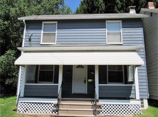 457 Market St, Leechburg, PA