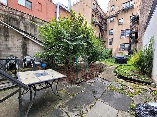 Rented by 9300 Realty, Inc. | media 36