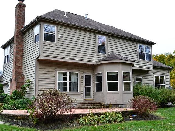 3rd image of 2601 Jefferson Estate Ct