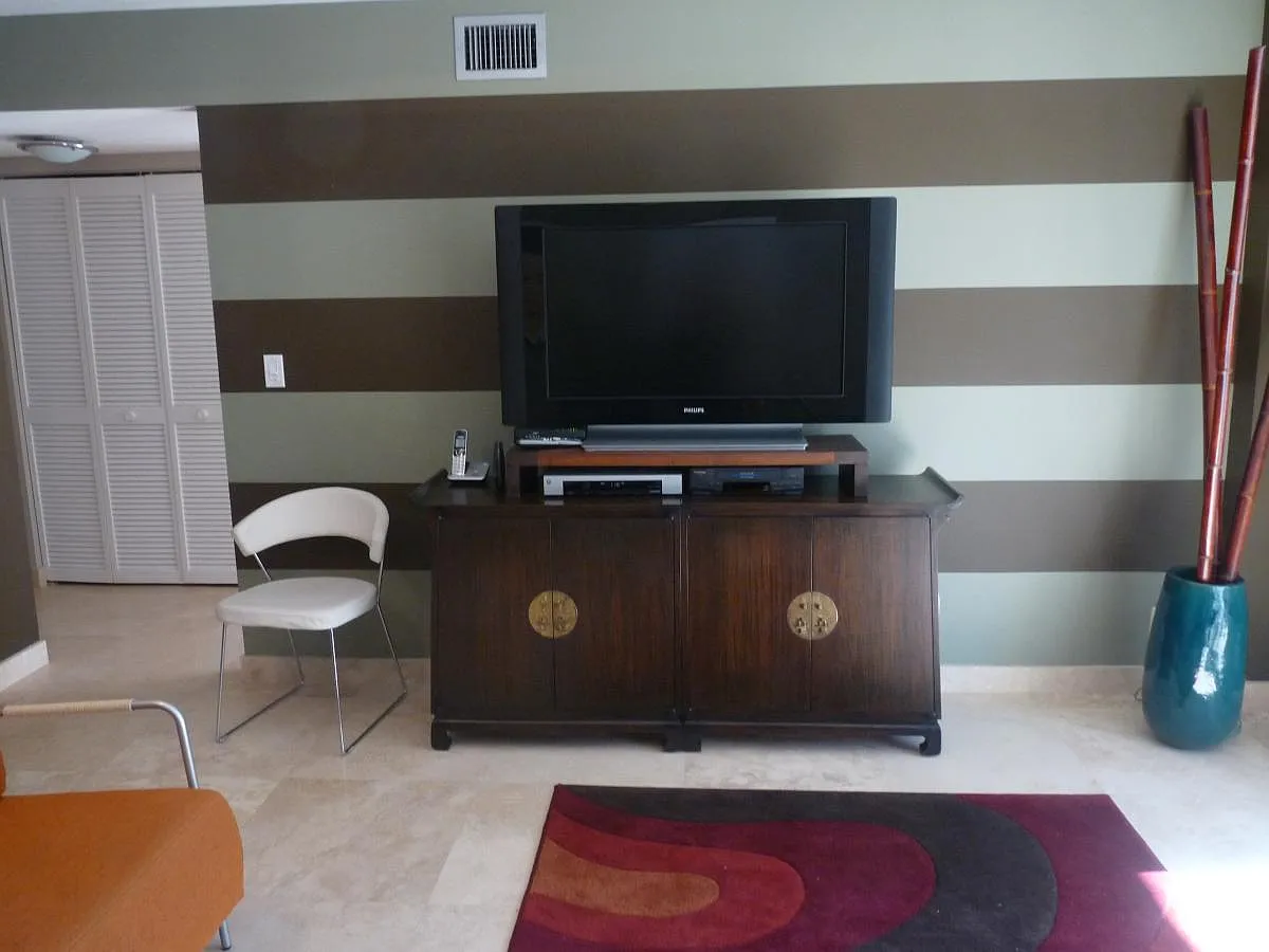 2 bed, 1147 sqft, $3,000 — Photo 2