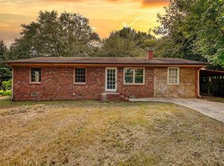 4062 Donna Ln, Loganville, GA 30052