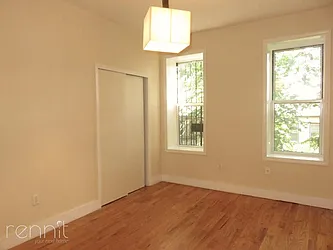 Rented by Rennit Inc.