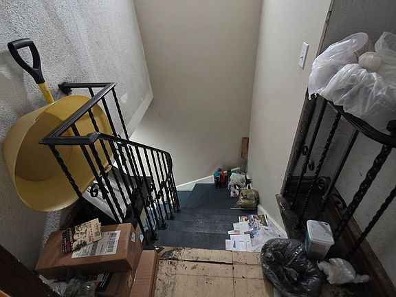 5th image of 1035 N Long Ave