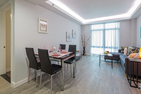 Sold by E Realty International Corp | media 10