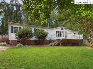 2111 Boiling Springs Rd, Purlear, NC 28665