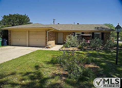 3rd image of 3509 Oriole Ln