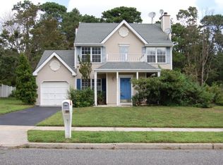 112 Spruce Cir N, Barnegat, NJ 08005