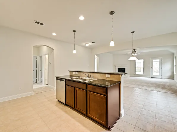 816 Bird Creek Dr, Little Elm, TX 75068