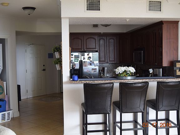 4th image of 2301 SW 27th Ave APT 1001