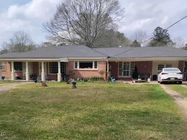 306 Main St S, Mendenhall, MS 39114