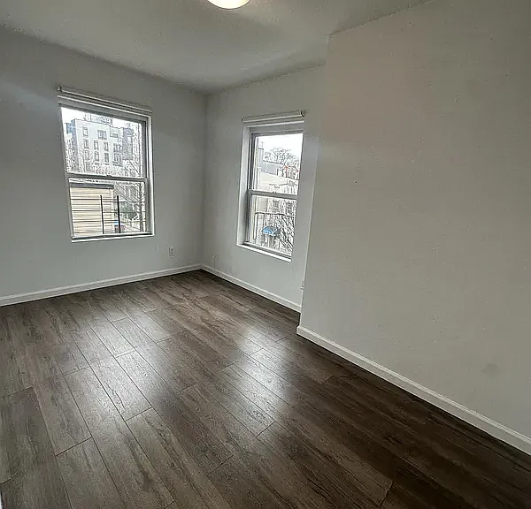 325 Humboldt St #3 — Photo 14