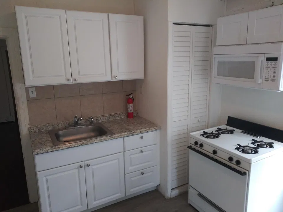 90-92 High St #2