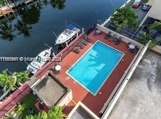 2903 N Miami Beach Blvd #907, North Miami Beach, FL 33160