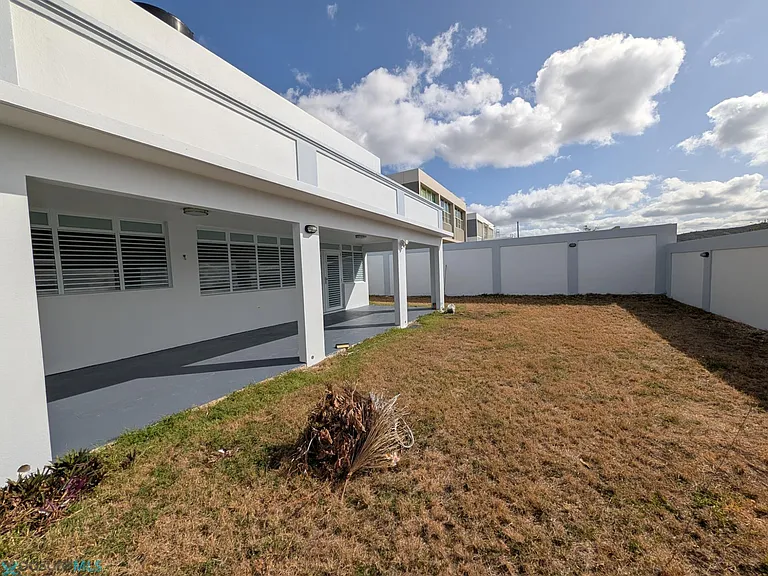I 16 Urb. Parque De Jacaranda Calle Maga Santa Isa — Photo 29