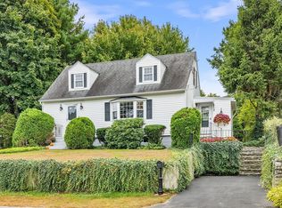 21 Eugene St, Leominster, MA 01453