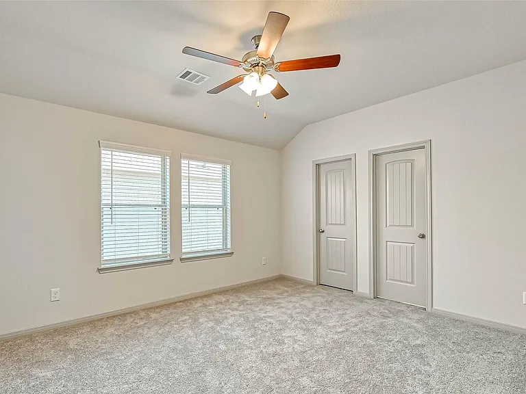 7910 Cypress Country Dr — Photo 27
