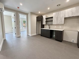 634 E 32nd St #1C, Brooklyn, NY 11210