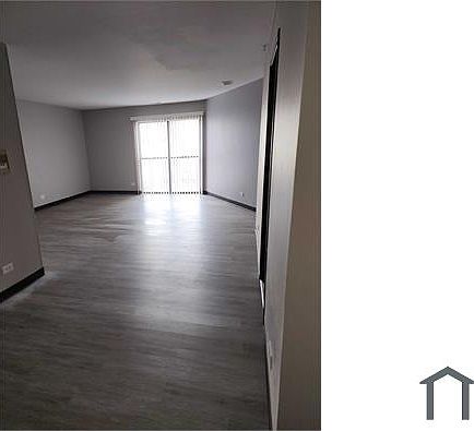 1st image of 3054 W Madison St #201
