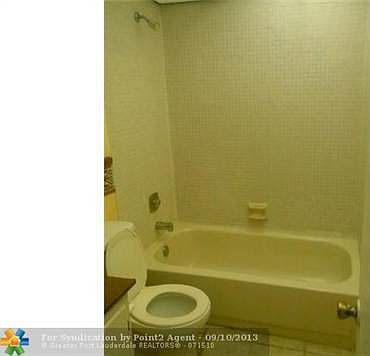 3rd image of 3141 NW 47th Ter APT 323