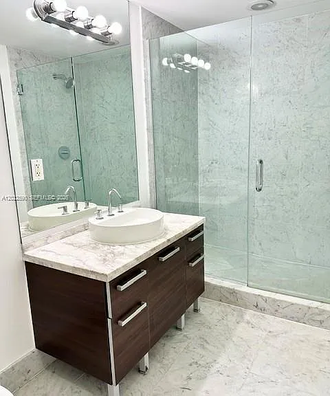 244 Biscayne Blvd #1805 — Photo 11