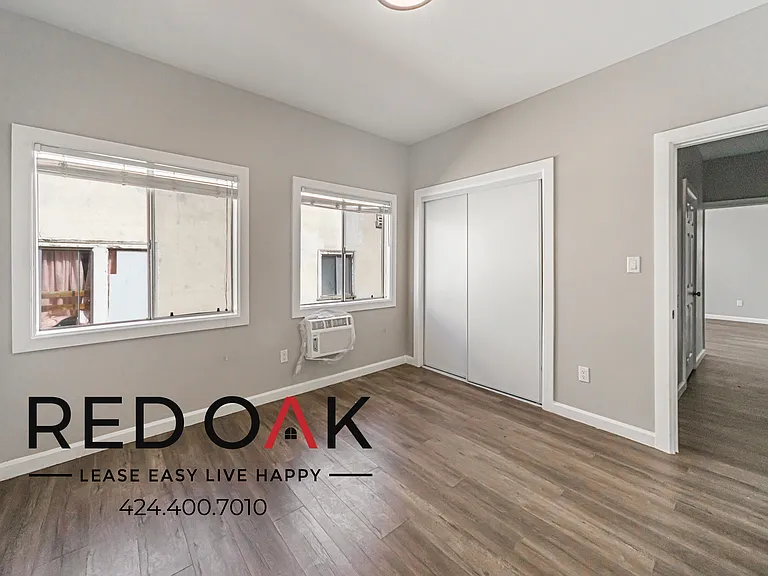 816- 822 S Park View St — Photo 35