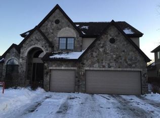 210 Jacobs Ct, Buffalo Grove, IL 60089