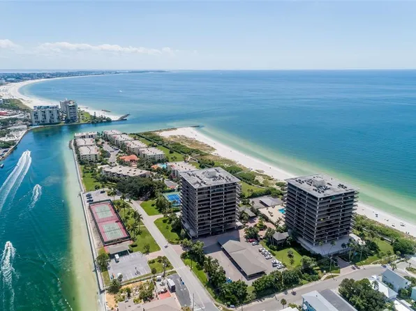 7600 Bayshore Dr APT 905, Treasure Island, FL 33706