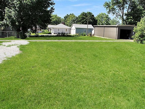 3rd image of 603 W 29th St