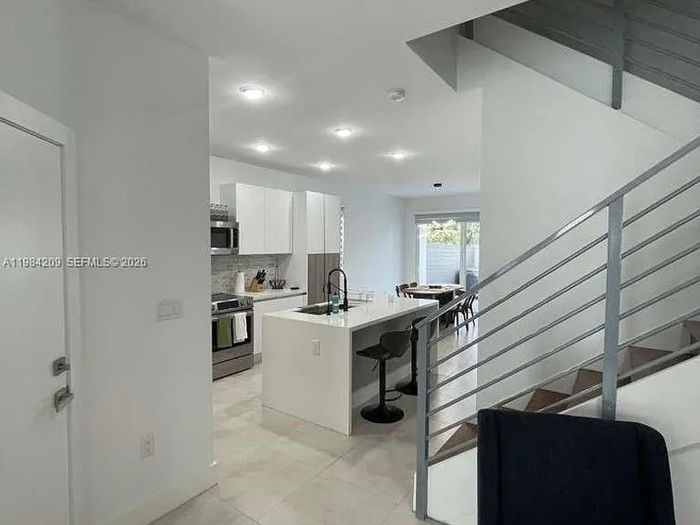7240 NW 103rd Path — Photo 4