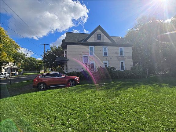 4th image of 337 Fitch St