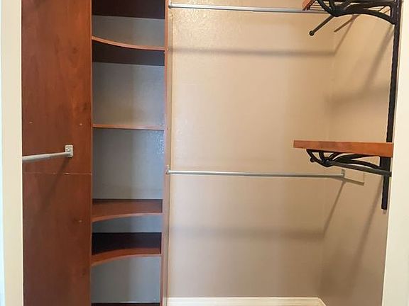 3rd image of 6800 Vista Del Norte Dr NE #2911