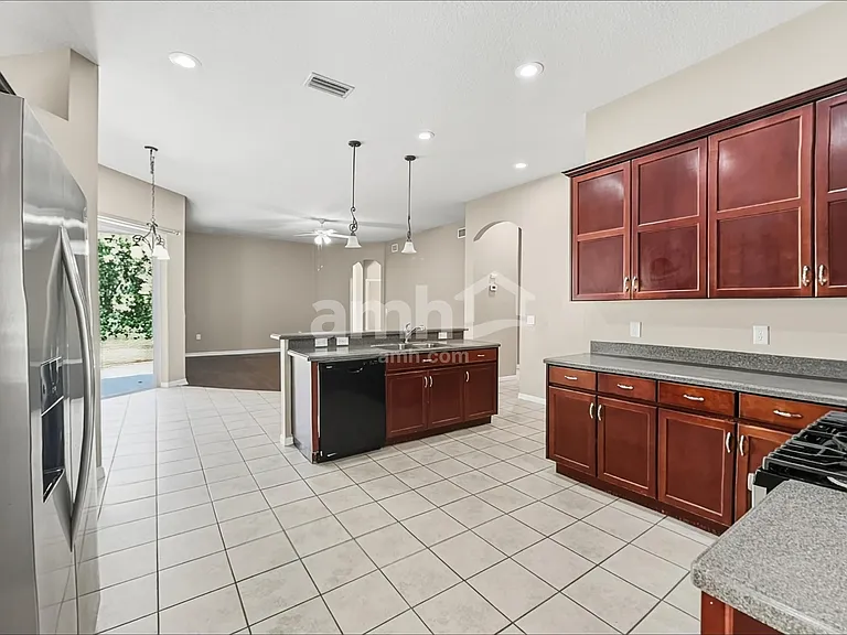 16150 Bridgepark Dr — Photo 4