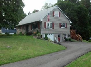 2 Dezang Ave, Bainbridge, NY 13733
