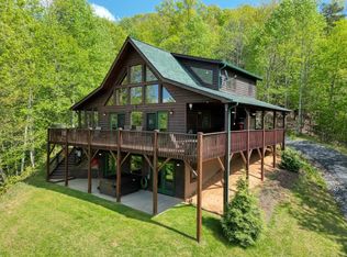 249 Buck Ridge Dr, Murphy, NC 28906