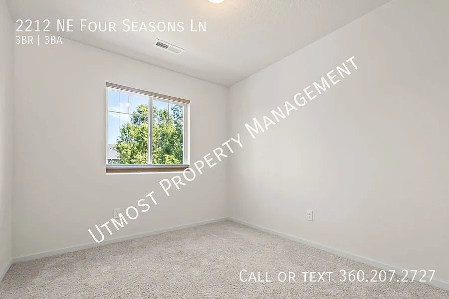New Construction 3BD Townhouse in Four Seasons Development — Photo 4