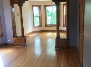 3304 W Beach Ave APT 2, Chicago, IL 60651