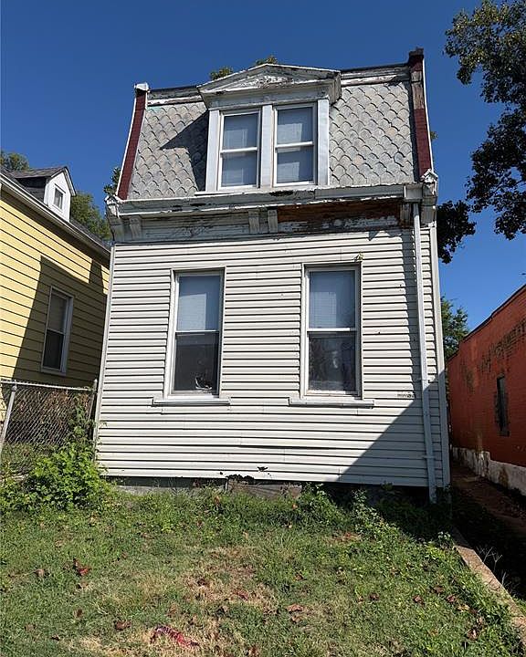 1st image of 2233 Gasconade St