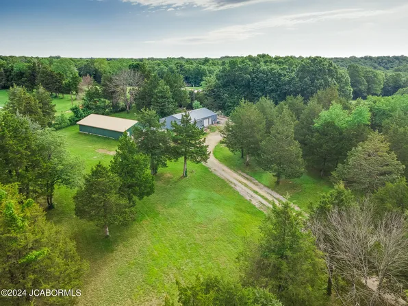 421 E Simon Blvd, Holts Summit, MO 65043