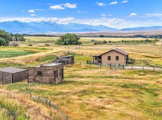 110 Queen Ln, Clyde Park, MT 59018
