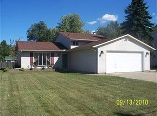 5075 Avon Belden Rd, North Ridgeville, OH 44039