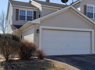 684 Cobblestone Way, Shakopee, MN 55379