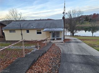 47813 Tomahawk Dr, Negley, OH 44441